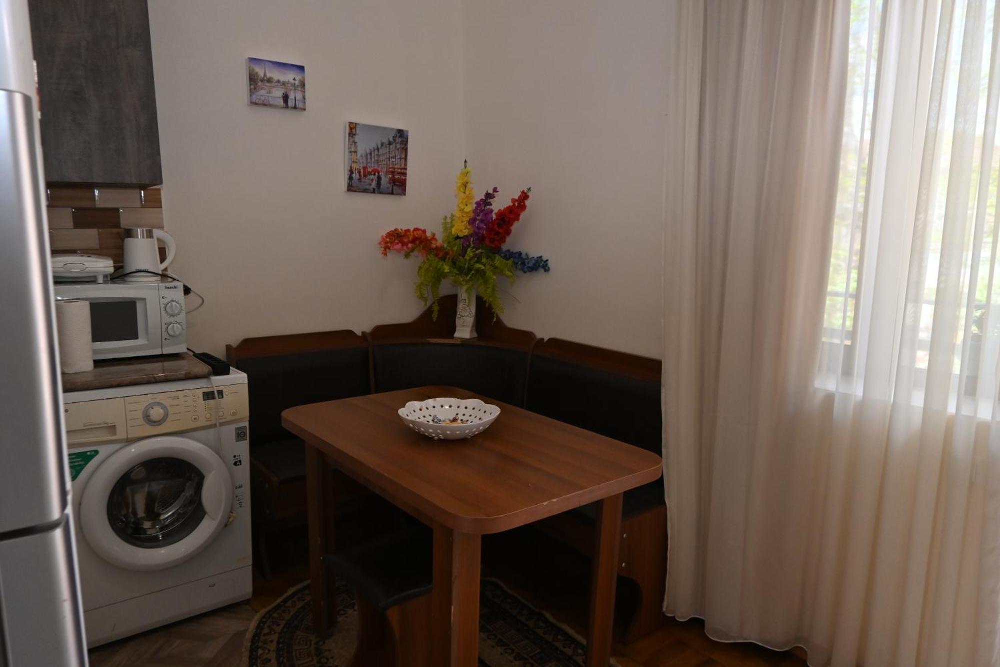 Jerusalem Hotel كوتايسي المظهر الخارجي الصورة