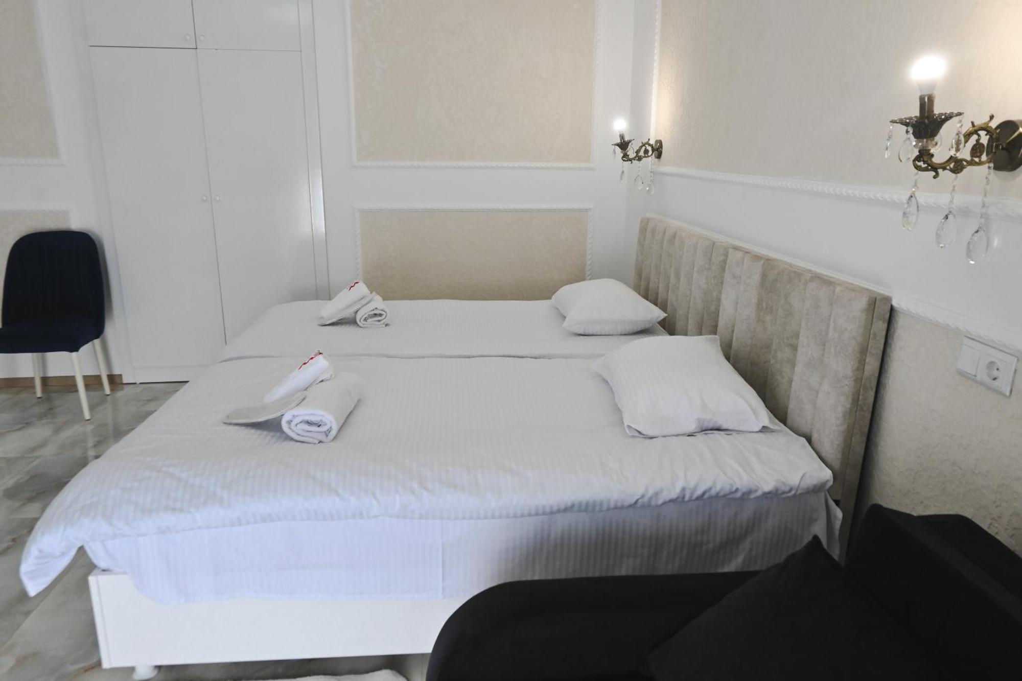 Jerusalem Hotel كوتايسي المظهر الخارجي الصورة